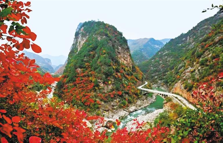 灵官峡秋色 两当县委宣传部供图