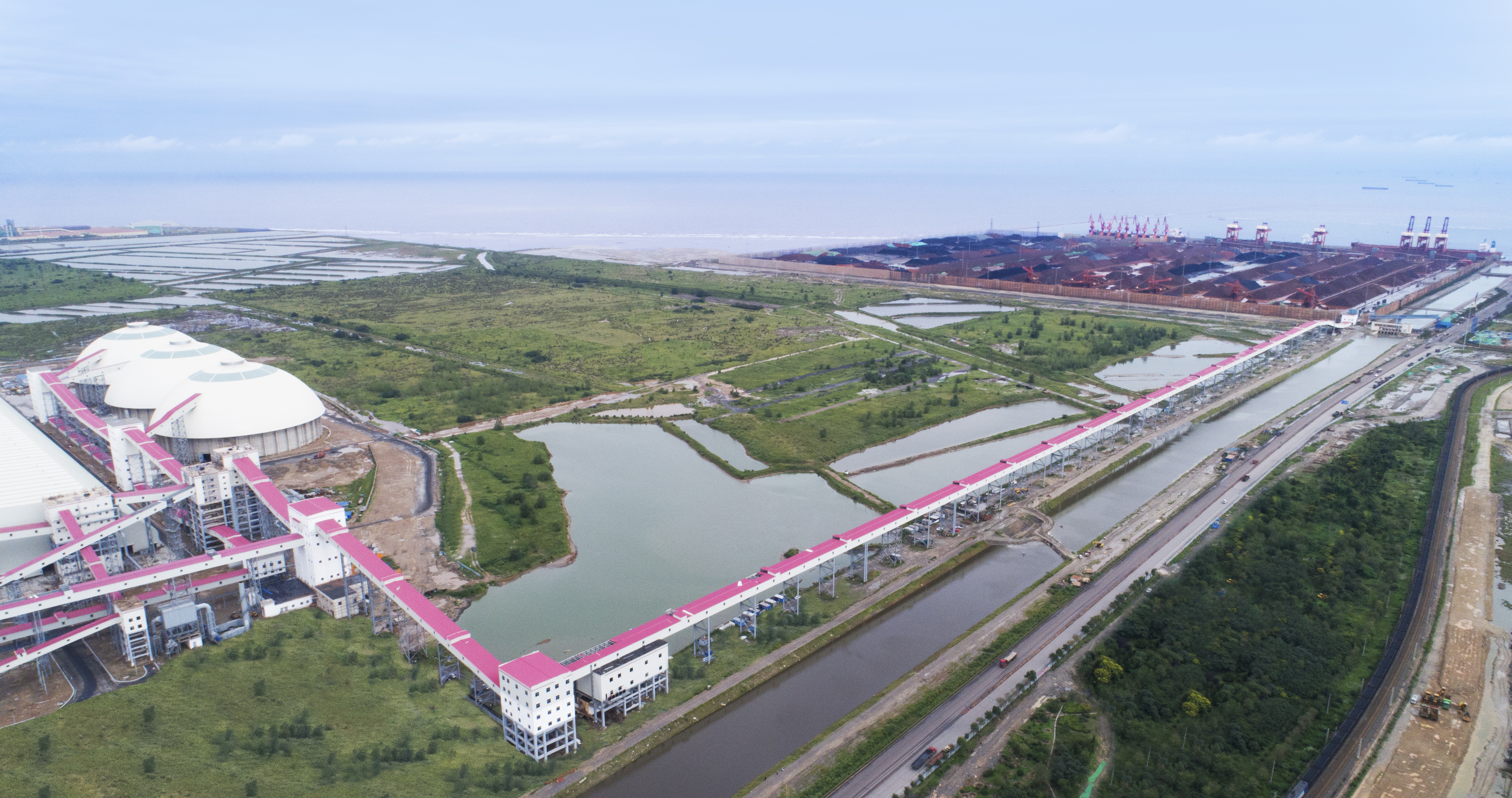 封闭式无泄漏皮带运输通廊