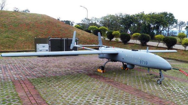 台军"锐鸢"无人机性能存疑,曾坠爆台湾小学草地