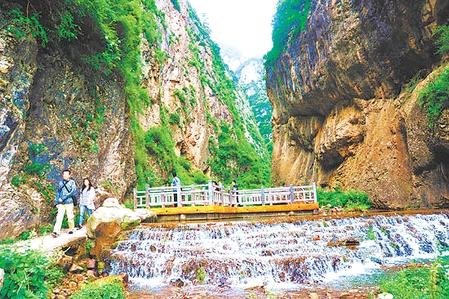 旅游业有效带动漳县全县经济发展 新甘肃·甘肃日报通讯员 汪龙伟