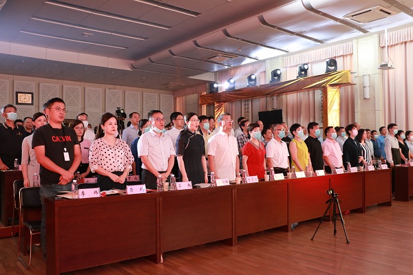 同心战疫 共筑成长 武昌区教育系统举行第36个教师节庆祝大会