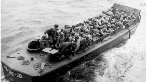 二战日本登陆艇图片
