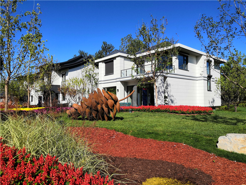 在高碑店国家住宅体验中心,节能型、智慧型等被动式节能建筑令人耳目一新。奥润顺达供图