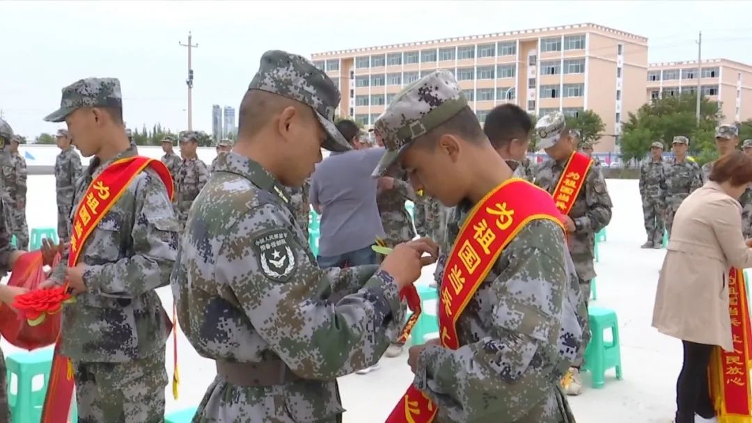 从军报国 天祝举行新兵入伍欢送仪式