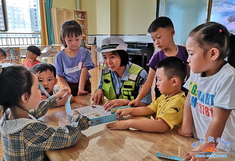 萌娃交通安全“开学第一课” 张掖高台交警蜀黍这样上