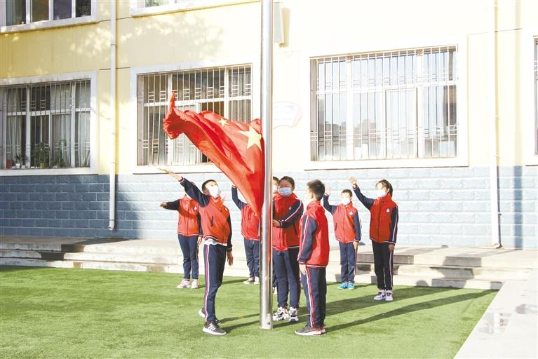 敦煌路小学新学年升旗仪式