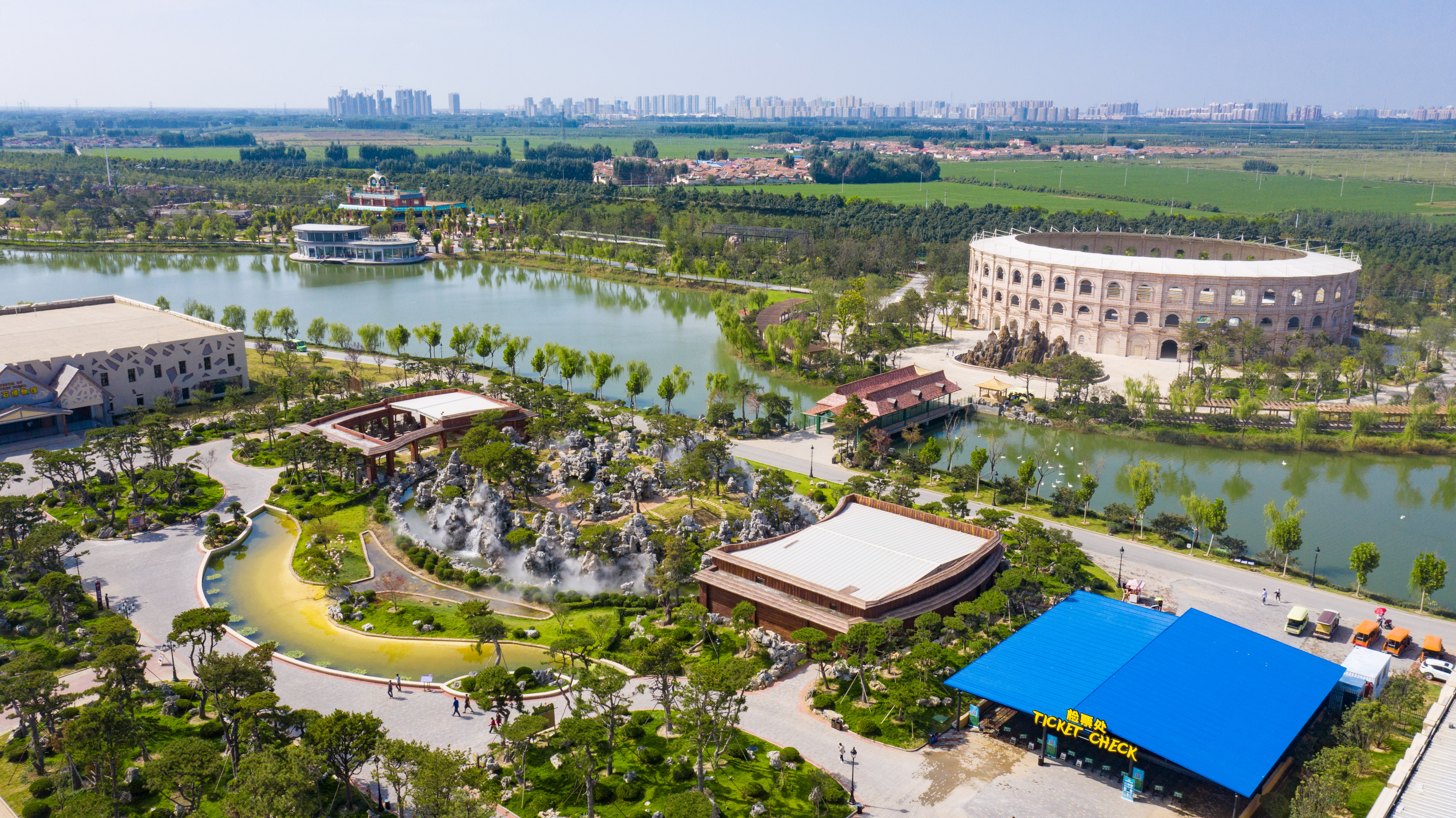 泉城欧乐堡动物王国9月16日开园啦！山东再添亲子遛娃好去处！