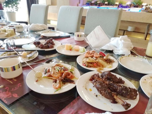 白银自助餐成浪费重灾区需精准下刀