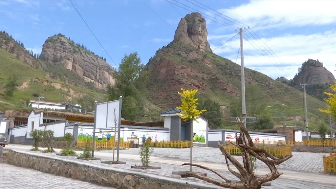 天祝县炭山岭镇：扮靓人居环境 村貌刷新“颜值”
