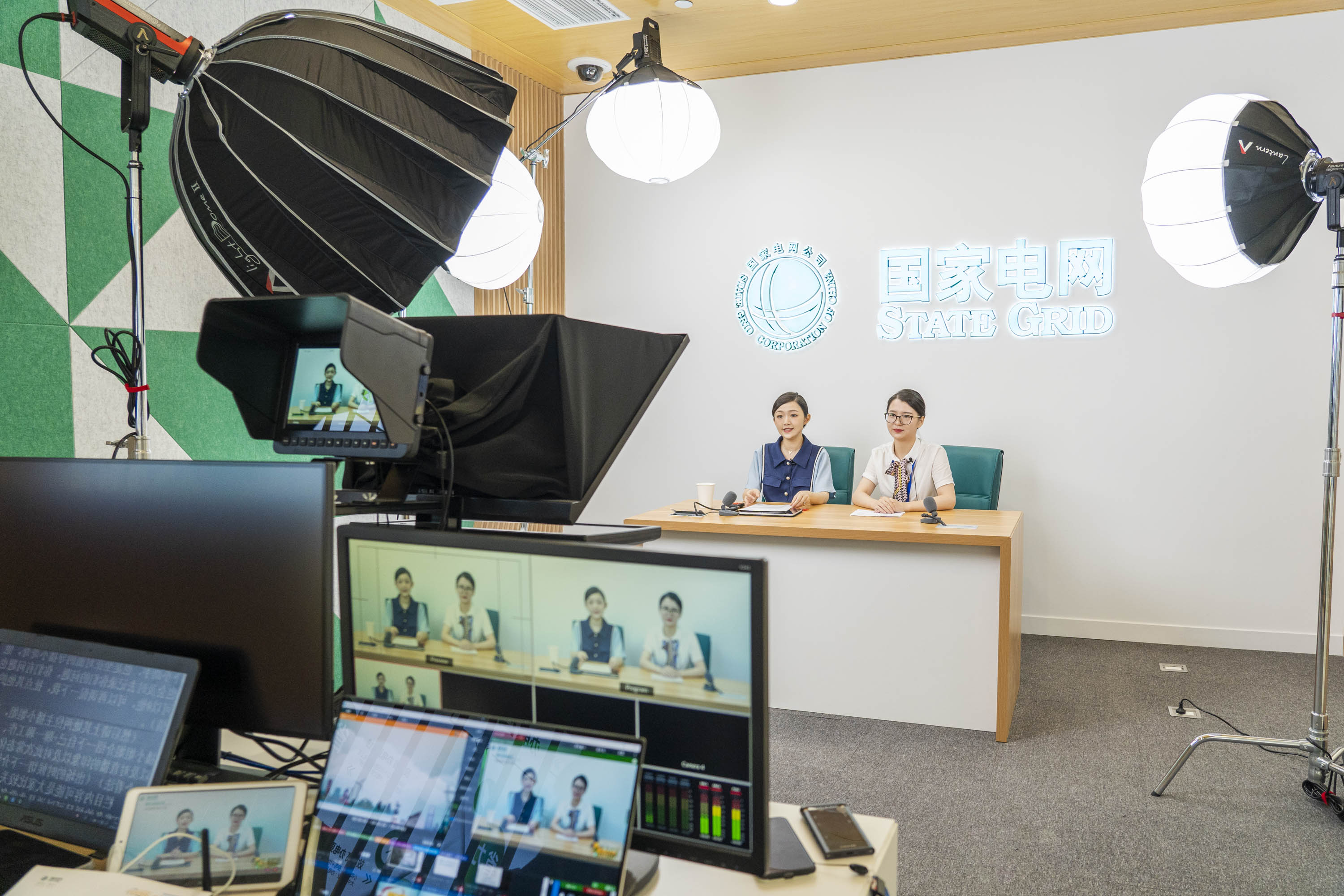国网宁波供电公司“甬电之声”电力直播节目开播