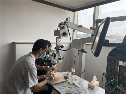 第二届广仁微创玻璃体切割培训班圆满结束