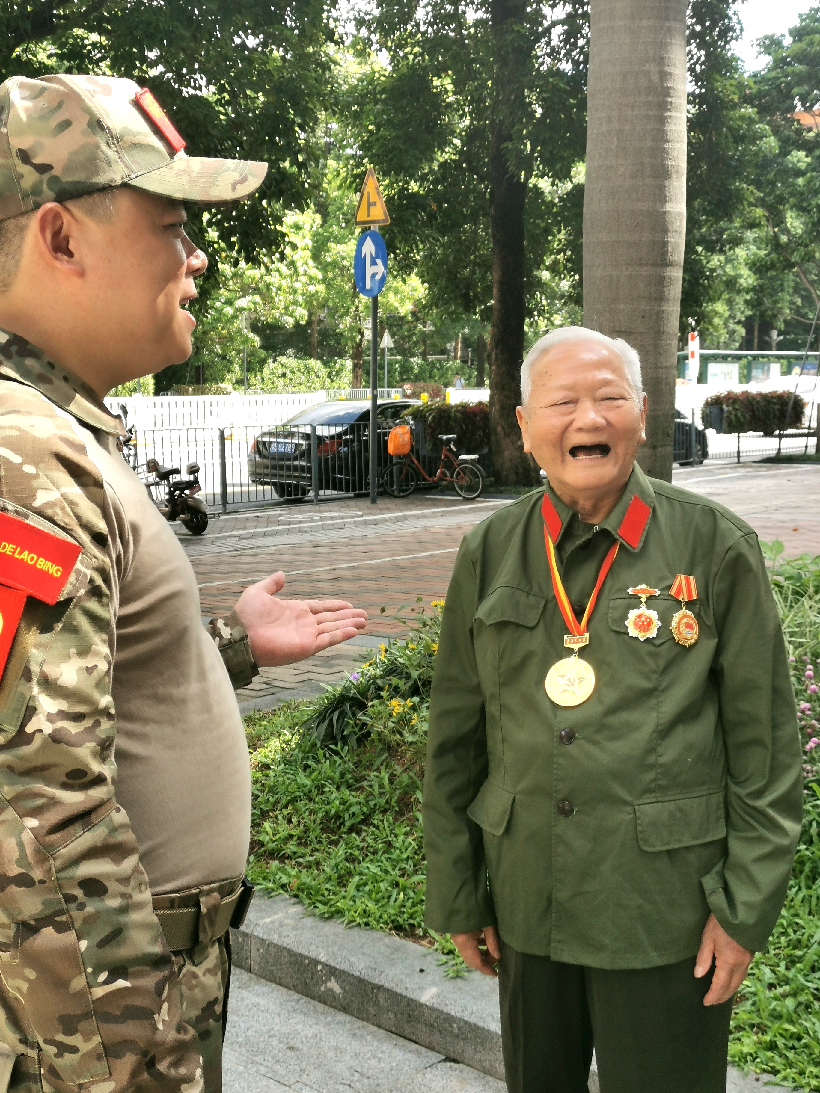 深圳南山区退役军人红星突击队正式成立