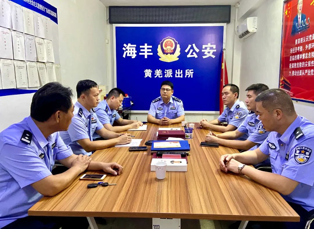 9月13日晚,海丰县公安局根据汕尾市局党委的工作部署,组织全县公安