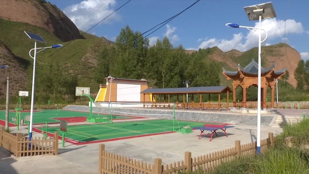 天祝县炭山岭镇：扮靓人居环境 村貌刷新“颜值”