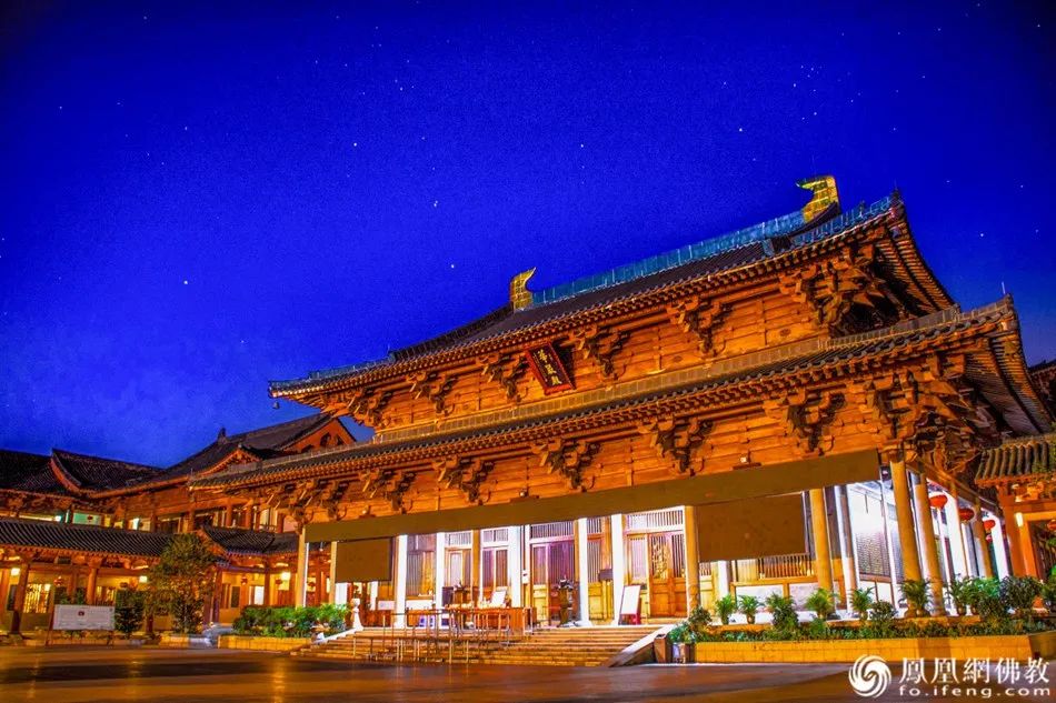 新型佛教丛林花都华严寺：广州规模最大的新建寺院