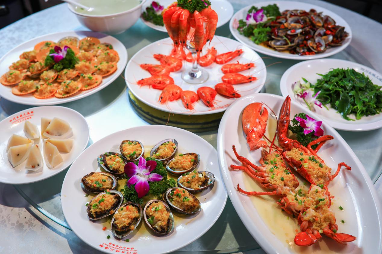 四川幺妹儿海鲜,刷新三亚亚龙湾海鲜新印象!_海南频道_凤凰网