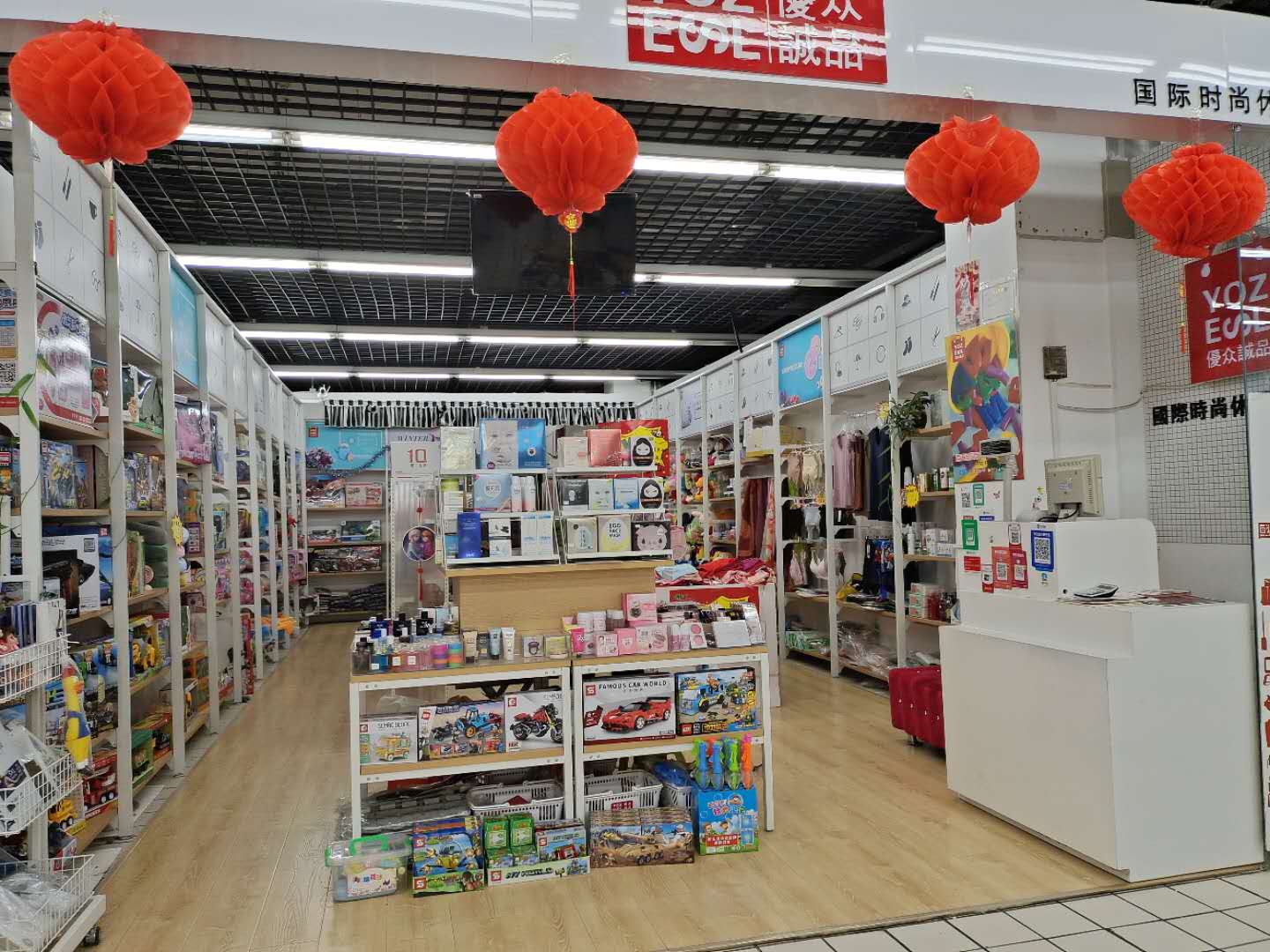 维客胶南购物中心：做顾客的好邻居、家庭的好帮手