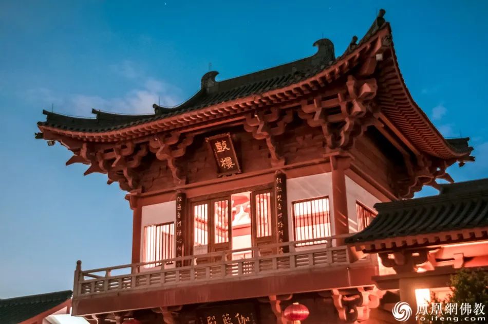 新型佛教丛林花都华严寺：广州规模最大的新建寺院