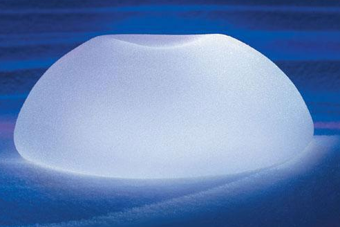 假体隆胸品牌‖隆胸后胸部硬如石头 选择隆胸还靠谱吗?