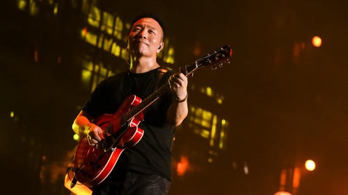 从歌手变身成为军人，许巍如何改掉身上散漫的性格？