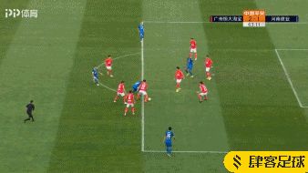 GIF-巴索戈1v4造点，<em>卡</em><em>兰</em><em>加</em>主罚被扑 - 快直播