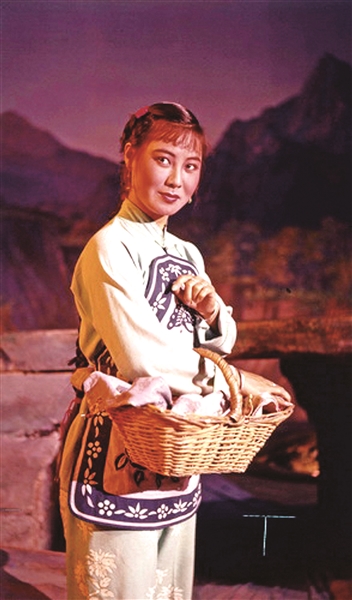 郭兰英在歌剧《小二黑结婚》中饰演小芹