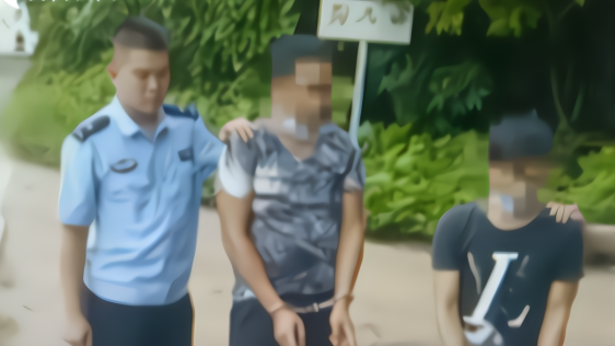 迷惑操作！男子用鸭屁股喂狗 俩月迷晕上百只狗