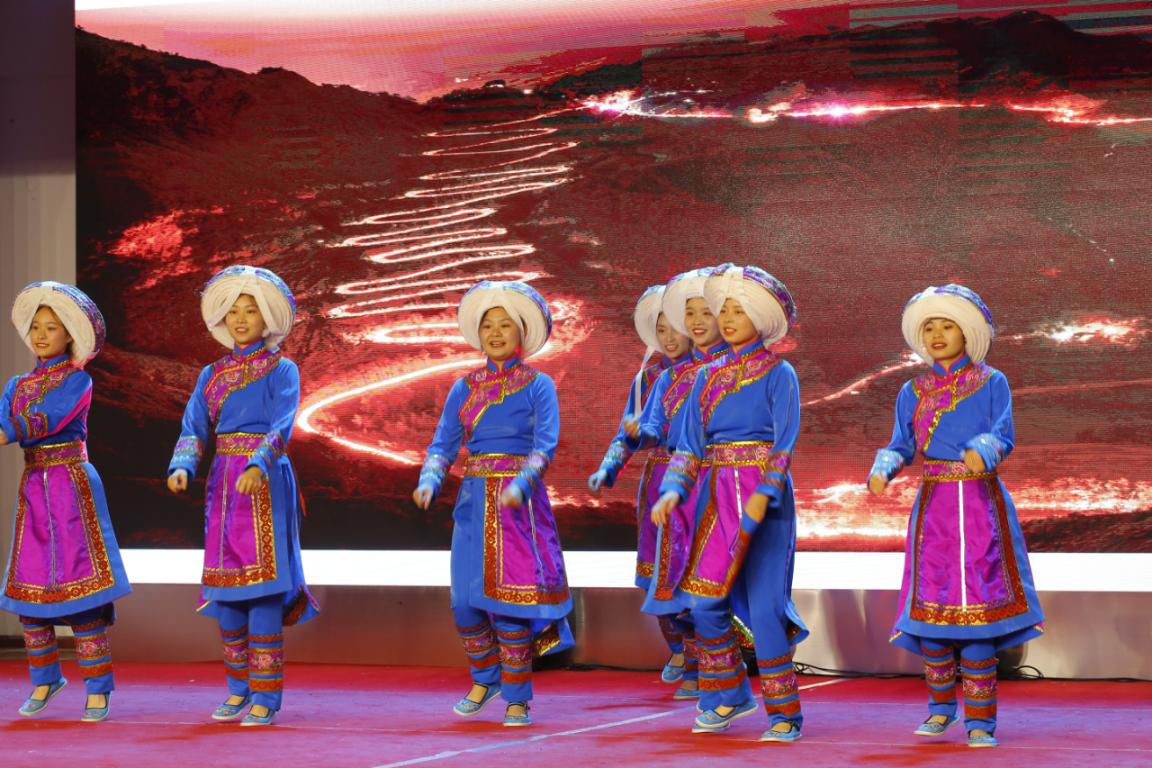 ▲彝族舞蹈《阿妹戚托》