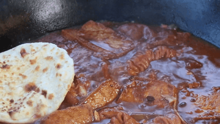 小院搭灶开启"舌尖上的张掖"之旅 "乡村食叔"吸粉百万