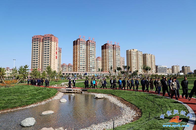 张掖甘州8处城市公园“双节”迎客 唤起市民年代记忆