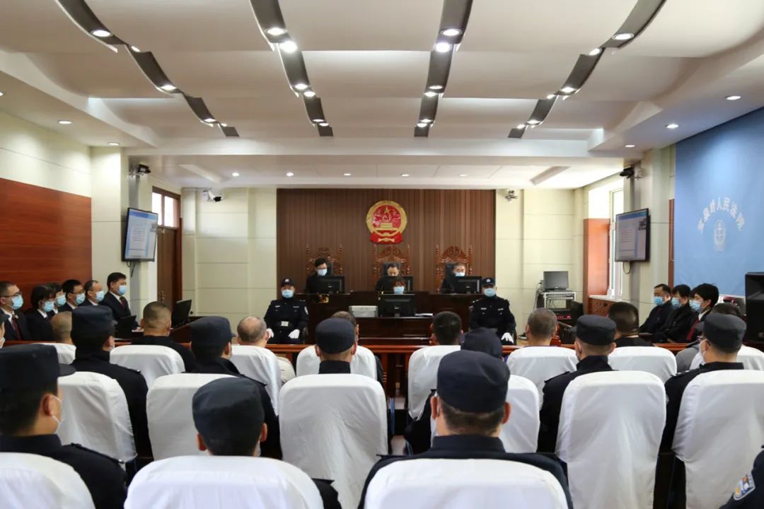 张驰,魏永合为骨干成员,被告人孟凡双,刘军为积极参加者,被告人董军