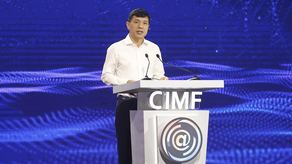 李彦宏:投喂式信息流造就了产品粘性 也考验着网络媒体的价值观
