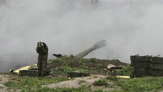 阿塞拜疆和亚美尼亚两国军队猛烈交火 俄罗斯火线发声