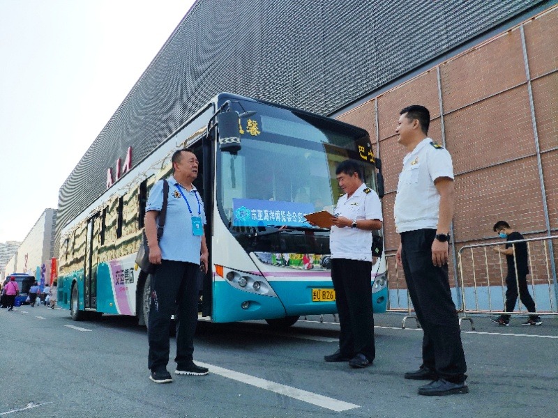 新開通珠山路,盛海路地鐵站和西海岸汽車東站至中鐵博覽城k23等3條