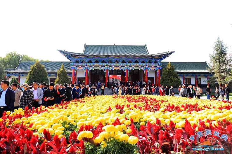 张掖甘州8处城市公园“双节”迎客 唤起市民年代记忆