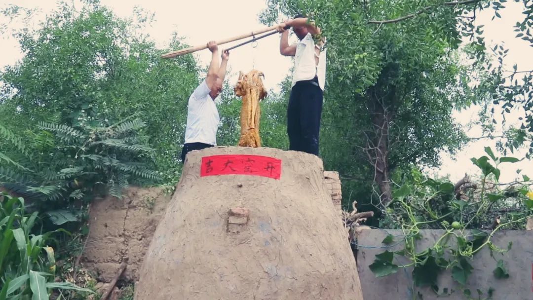 小院搭灶开启"舌尖上的张掖"之旅 "乡村食叔"吸粉百万