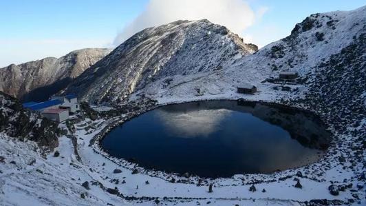 《蜀道难》中描写的高山是哪座山？它究竟有多高？