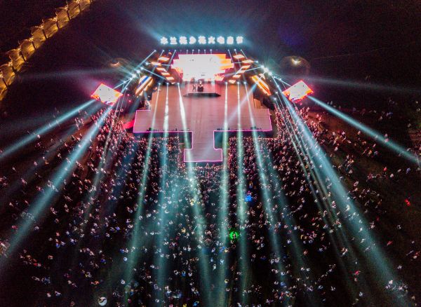 点击查看高清原图