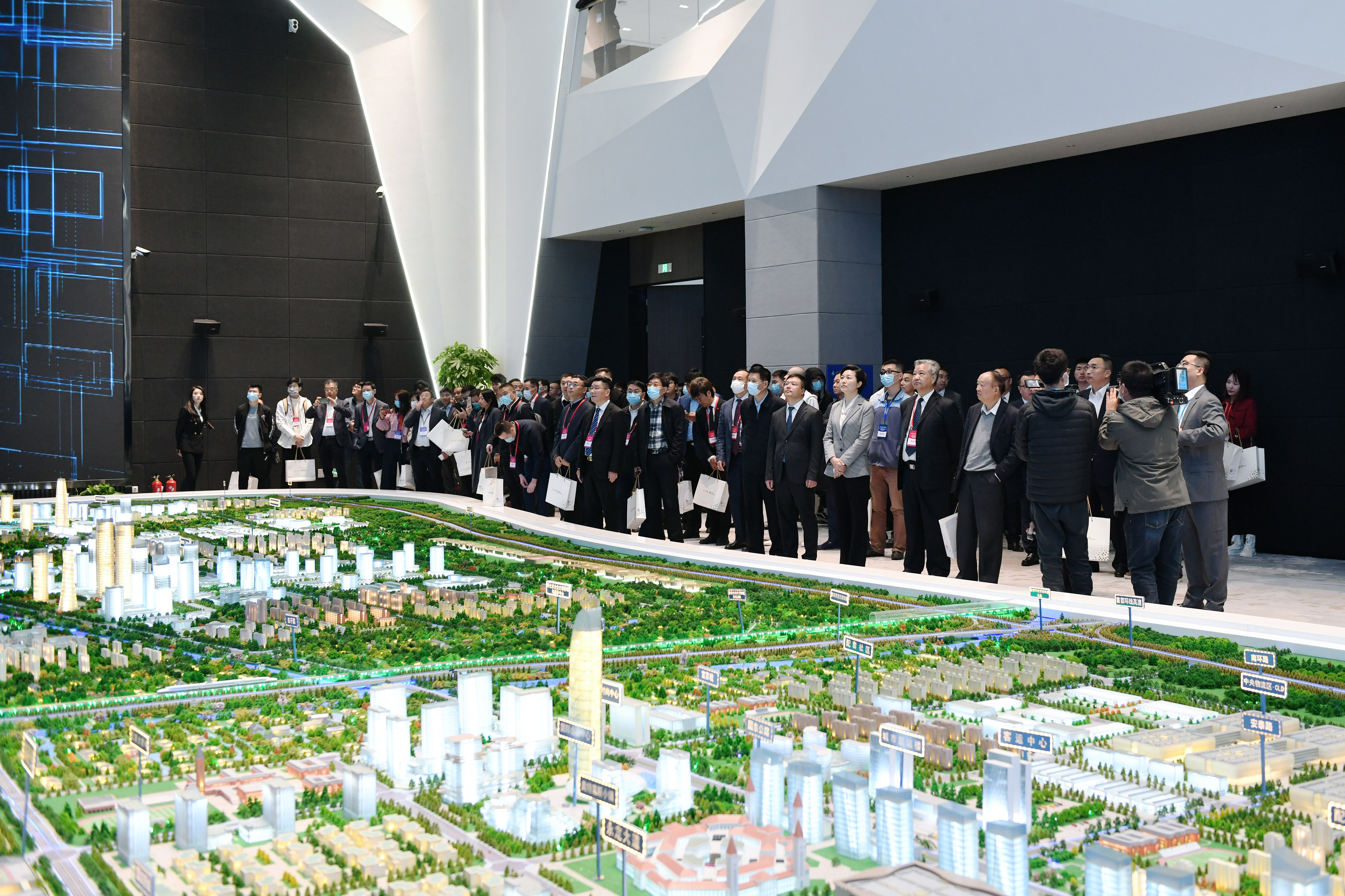 固安秋季招商会暨永定城数字新商贸战略发布会重磅启幕