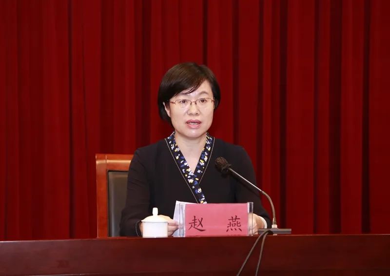 赵燕表示,此次党课为市南区有针对性地开展工作提供了重要的遵循和