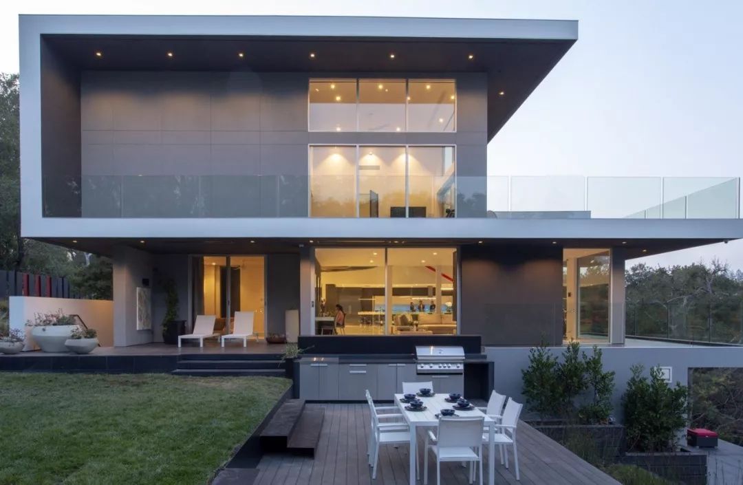 妻子砸7000万造930 豪宅 只因丈夫是 星际迷航 死忠 凤凰网