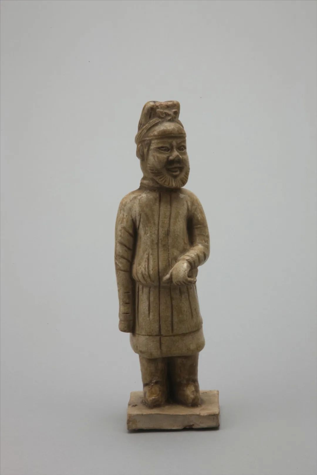 青釉牵马瓷俑 唐 四川博物院