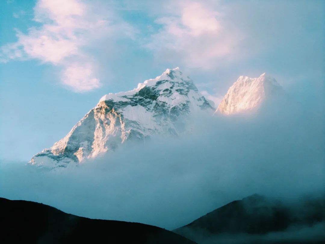 📍Ama Dablam Photo | Unsp l ash@Anjali Mehta