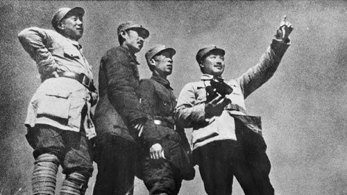 贺龙读书过目不忘，为何五岁就开始逃学？