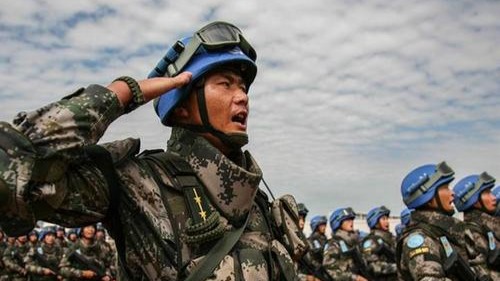 2006年爆发黎以冲突，数百万枚集束炸弹未爆炸，中国维和部队承担排雷任务