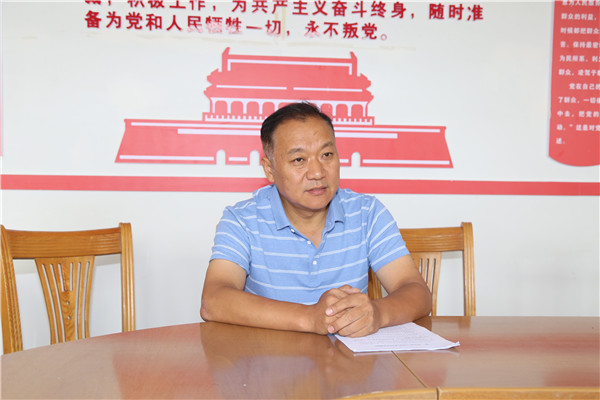 商丘市中级人民法院驻宁陵县程楼乡胡庄村第一书记刘卫东