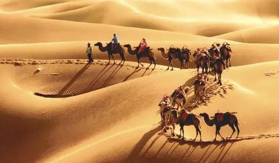 △ 丝绸之路骆驼风景（汉代符号）