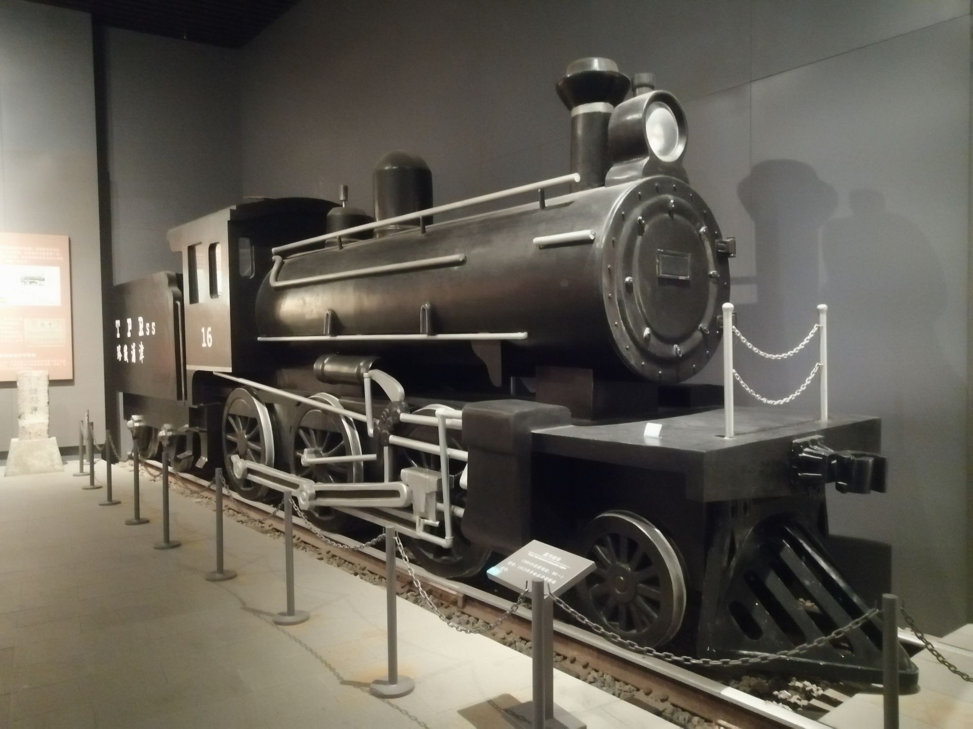 博物馆内老火车模型。