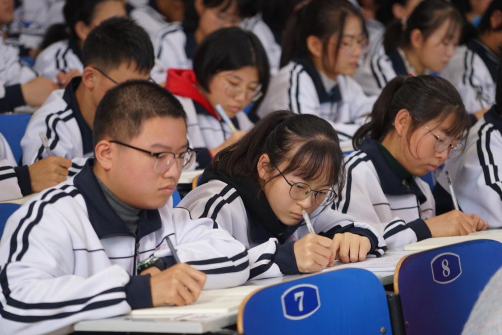中国中学生恒源祥文学之星灵台创作行活动启动