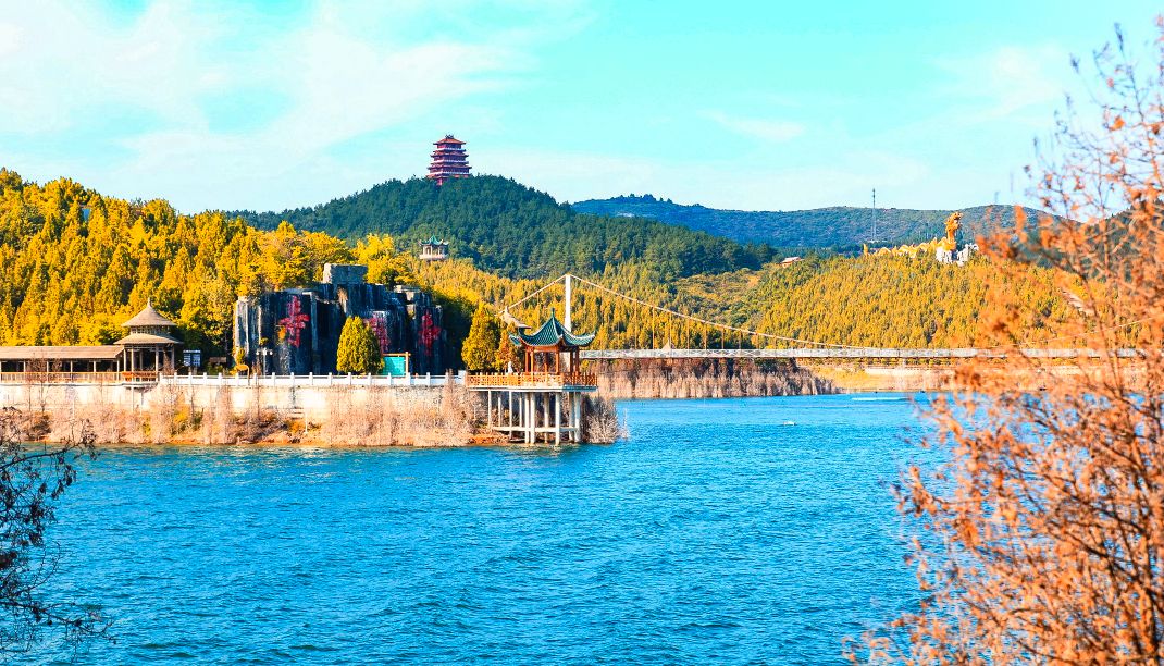 丹江大观苑的秋色蠢蠢欲动是时候开启一场赏秋之旅了